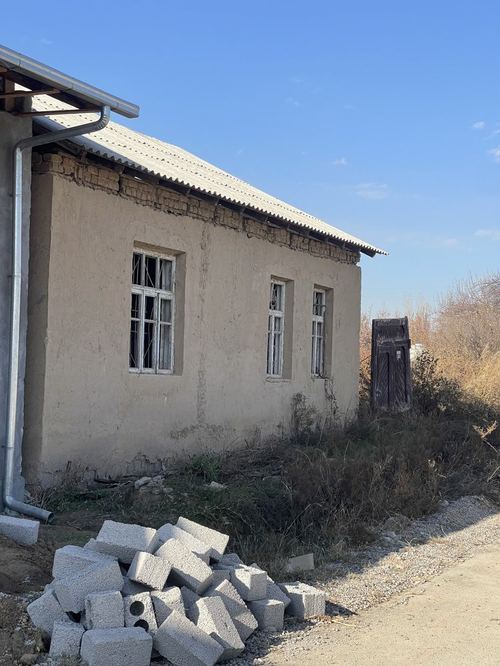 Янгиюл шахарида Арзонга участка сотилади