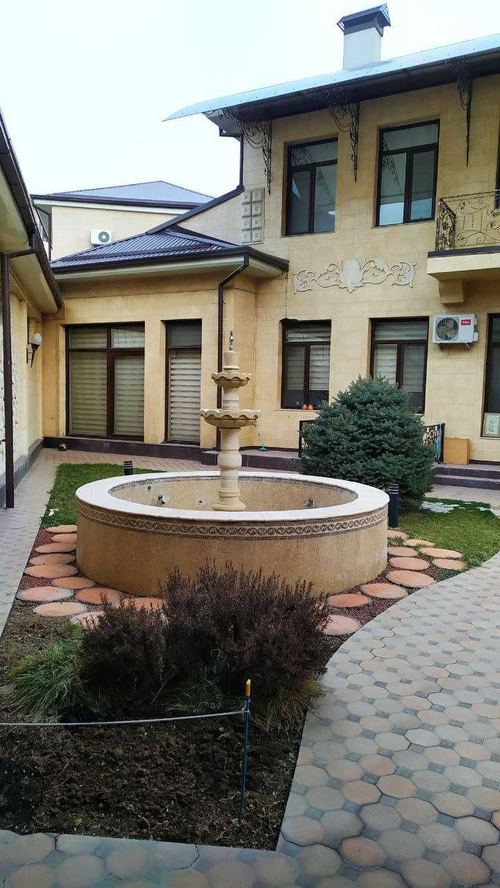 Сдается в аренду дом 380м2, Яккасарайский р-н (За рестораном Мона).