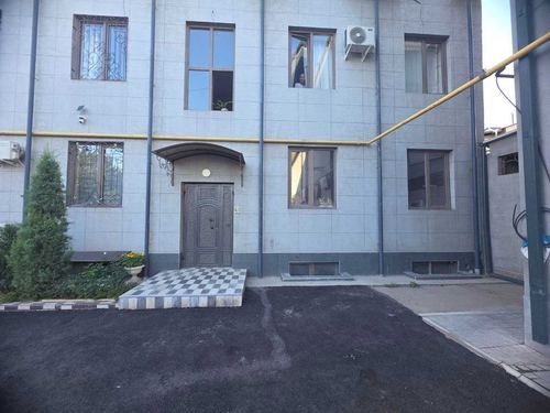 Продаётся просторный дуплекс с подвалом в Сергелийском районе