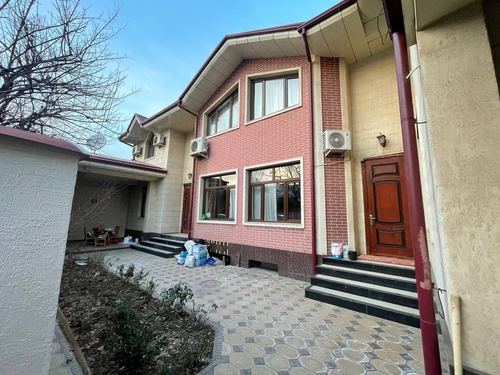 Аренда Евродома М. Хамза. 3 сот. 8 комнат. 3 уровня.