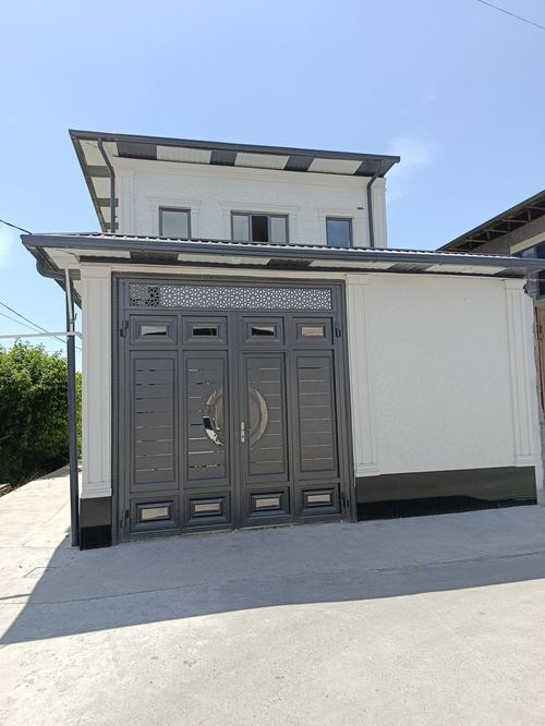 Продаю свою 2этажний дом 5комнат город Ташкент