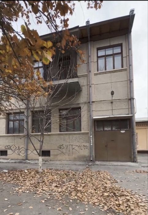 Юнусобод ховли (15-хона) ижарага берилали, учас (15-ком) сдае в аренду